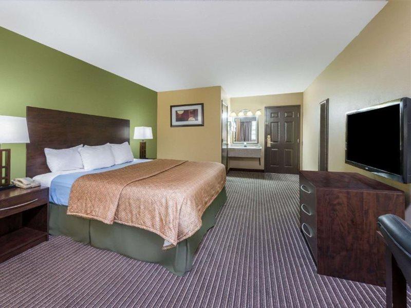 Days Inn By Wyndham Perryville Exterior photo